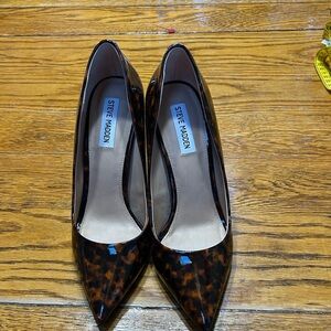Steve Madden Women's Tortoiseshell Pointed Toe Pumps - Brown